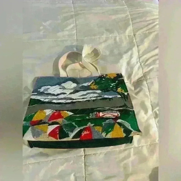 Tote bag
Nice tote bag in fair condition - Picture 5 of 9